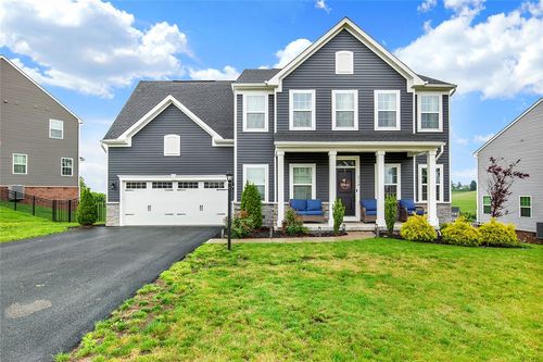 5774 Sabato Dr, Irwin, PA, 15642-4273 | Card Image
