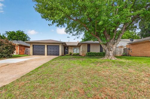 3604 Banner Ave, Edmond, OK, 73013-5450 | Card Image