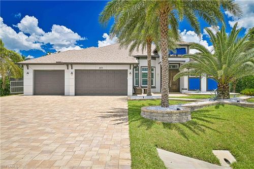 2273 Crystal Dr, Fort Myers, FL, 33907-4049 | Card Image