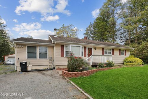 384 Cook Rd, Jackson, NJ, 08527-4403 | Card Image