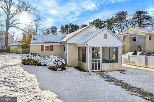 667 213th St, PASADENA, MD, 21122-1441 | Card Image