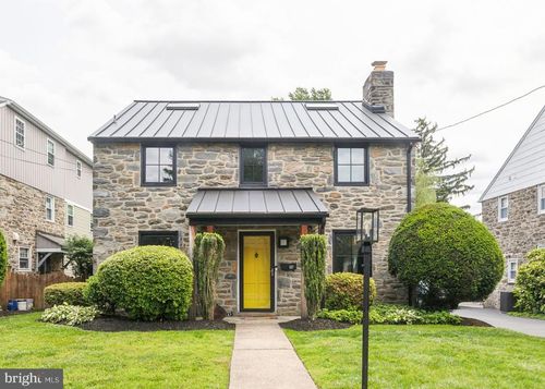 137 Sutton Rd, ARDMORE, PA, 19003-3116 | Card Image