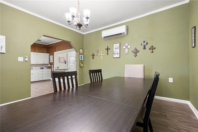 1009 Sinton St, House other with 3 bedrooms, 2 bathrooms and null parking in Sinton TX | Image 10