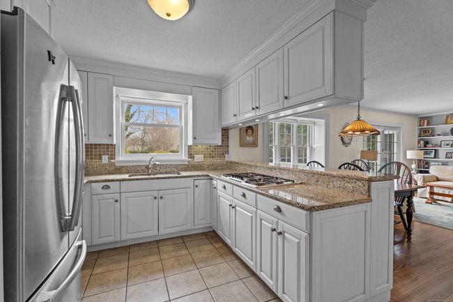 The kitchen | Image 13