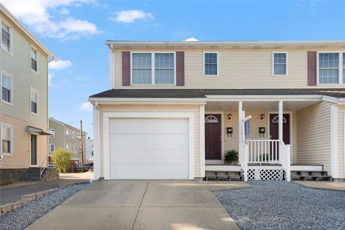 65 Henry St, Central Falls, RI, 02863-2009 | Card Image