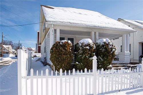 171 Unit St, Providence, RI, 02909-3929 | Card Image