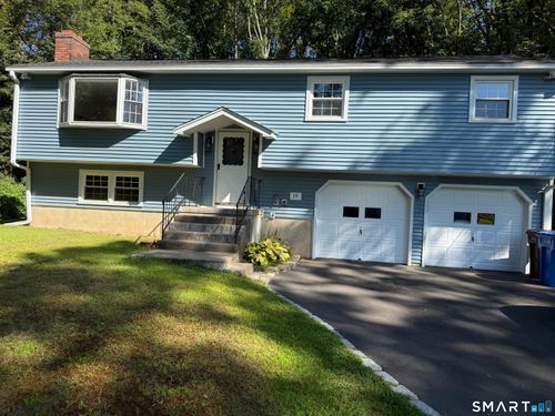 19 Greenwood Ln, Shelton, CT, 06484-2407 | Card Image