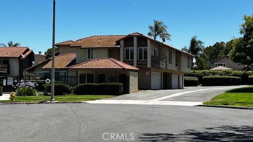 b-1300 Brentwood Cir, Corona, CA, 92882 | Card Image