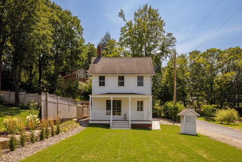 18 James St, Rhinecliff, NY, 12574-7009 | Card Image