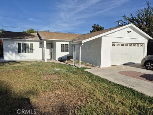 992 Saed St, Pomona, CA, 91768-2028 | Card Image