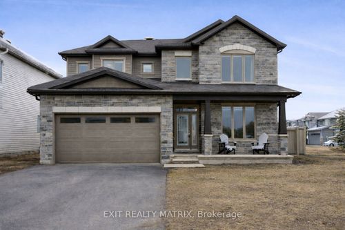 700 Namur St, Embrun, ON, K0A1W0 | Card Image