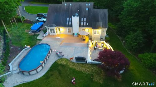 15 Maplecrest Dr, Danbury, CT, 06811-4247 | Card Image