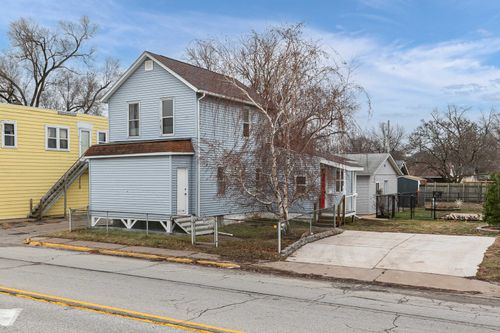 910 18th Avenue Ct, Moline, IL, 61265 | Card Image