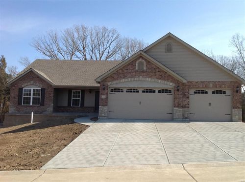 1605 Sugar Creek Dr, Festus, MO, 63028-2327 | Card Image