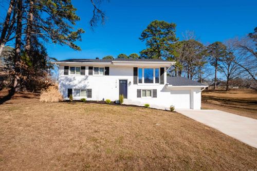 1811 E Lakeview, Benton, AR, 72015-2798 | Card Image