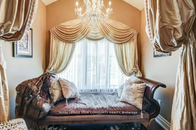 90 Callaway Crt, House other with 5 bedrooms, 6 bathrooms and 9 parking in Thornhill ON | Image 32