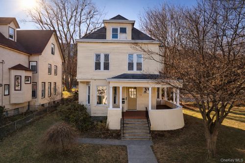 54 Hudson Ave, Haverstraw, NY, 10927-1562 | Card Image