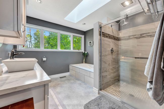 1026 2 Nd Concession Rd St, House other with 3 bedrooms, 3 bathrooms and 10 parking in Delhi ON | Image 33