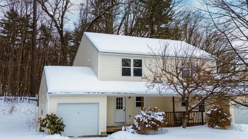 7 Ira Ln, Burlington, VT, 05408-2543 | Card Image