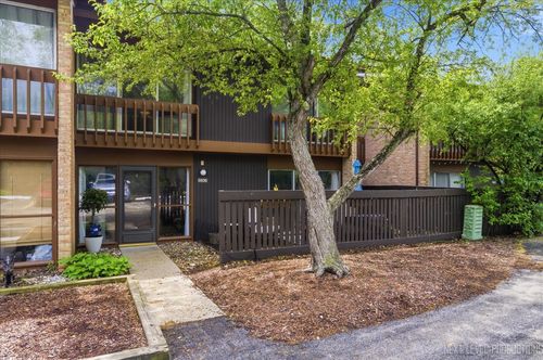 5936-5936 Greenview Rd, Lisle, IL, 60532-2904 | Card Image