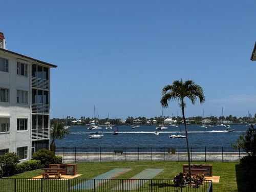 apt-d7-4500 N Flagler Dr, West Palm Beach, FL, 33407-3842 | Card Image