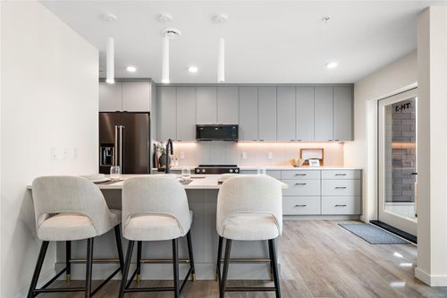 th3-1102 Esquimalt Rd, Esquimalt, BC, V9A3N4 | Card Image