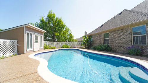 1901 Bay Laurel Dr, Weatherford, TX, 76086-6141 | Card Image