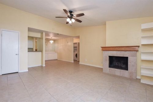 unit-405-10555 Turtlewood Ct, Houston, TX, 77072-2728 | Card Image