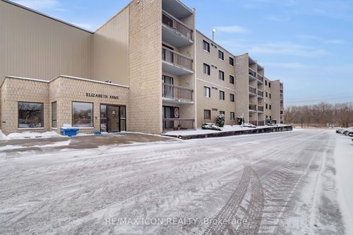 408-31 Victoria St, Strathroy, ON, N7G3Y4 | Card Image