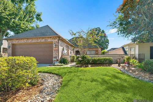5484 Greens Ct, Gonzales, LA, 70737-8554 | Card Image