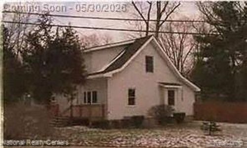 20 Crescent Lake Rd, Waterford, MI, 48327-2531 | Card Image