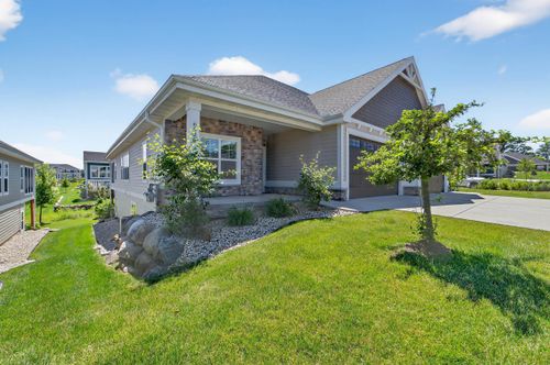 6525 Trails Edge Ct, Deforest, WI, 53532-8804 | Card Image