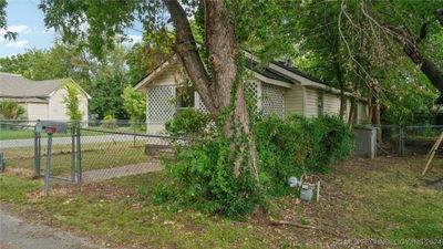 800 E 12th Street, House other with 1 bedrooms, 1 bathrooms and null parking in Claremore OK | Image 2