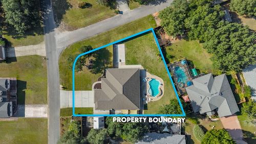 2365 Crescent Rd, Navarre, FL, 32566-8782 | Card Image