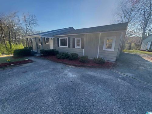 828 Candy Ln Ne, BIRMINGHAM, AL, 35215-3933 | Card Image