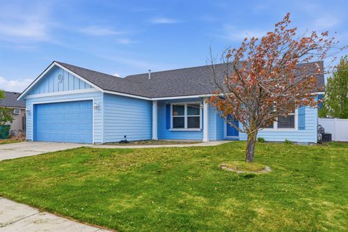 12612 W Pacific Ct, Airway Heights, WA, 99001 | Card Image