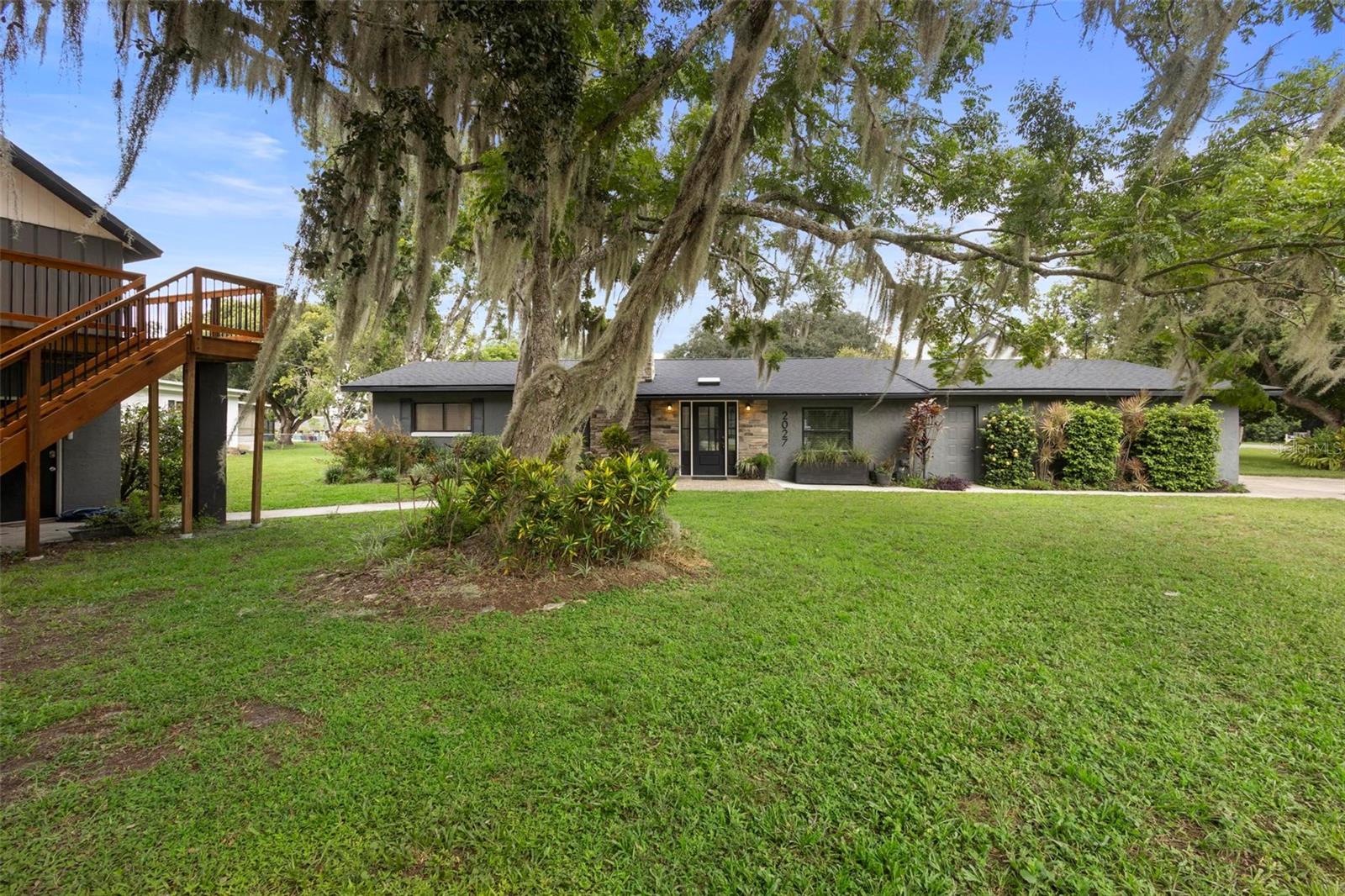 Shadow Dr, Geneva, FL 32732
