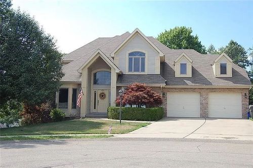 816 Graywyck Dr, Seven Fields, PA, 16046-4278 | Card Image