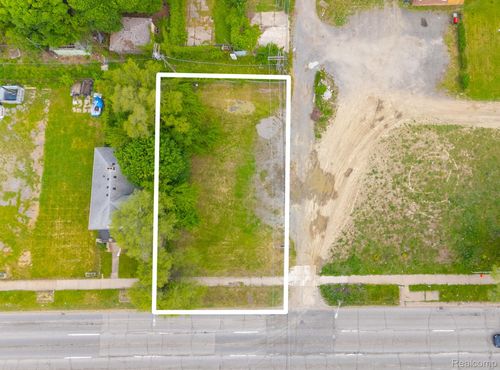 2434 W Davison, Detroit, MI, 48238-3546 | Card Image