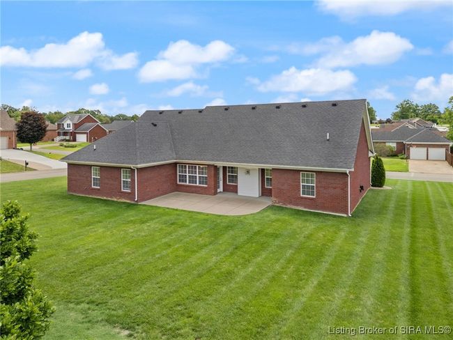 8435 Aberdeen Ln, Home with 3 bedrooms, 2 bathrooms and null parking in Charlestown IN | Image 47