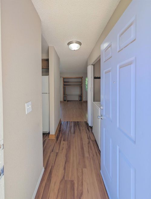 t-14-7441 Auburn Oaks Ct, Citrus Heights, CA, 95621-1390 | Card Image