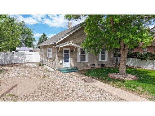 521 1st Ave, Ault, CO, 80610-5004 | Card Image