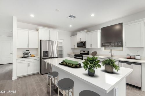 10773 W Baden St, Avondale, AZ, 85323-0039 | Card Image