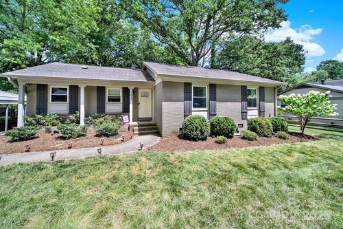 7523 Thorncliff Dr, Charlotte, NC, 28210-6611 | Card Image