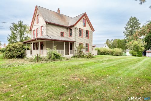 653 Vauxhall Street Ext, Waterford, CT, 06385-4361 | Card Image