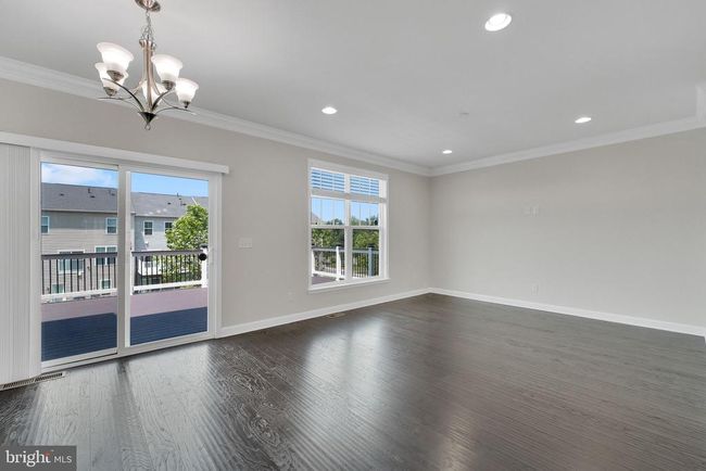 42510 Oak Park Sq, Townhouse with 3 bedrooms, 4 bathrooms and null parking in ASHBURN VA | Image 11