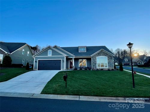 3100 Glacier Court, Gastonia, NC, 28056 | Card Image