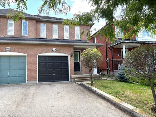1726 Creek Way, Burlington, ON, L7L6R3 | Card Image