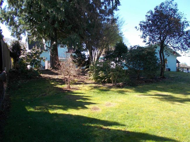 33363 11 Avenue, House other with 5 bedrooms, 2 bathrooms and 8 parking in Mission BC | Image 38