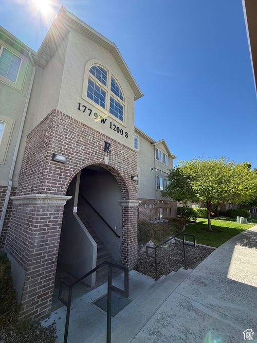 apt-319-1779 W 1200 S, Springville, UT, 84663-5015 | Card Image